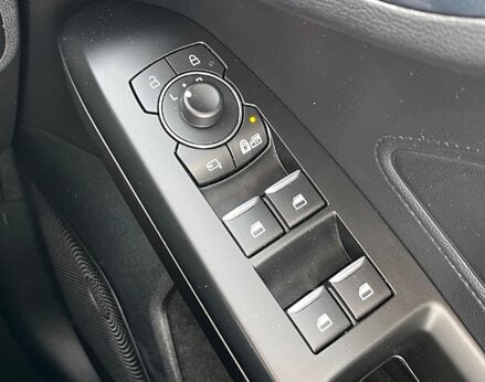 Ford Focus Active X Estate 56