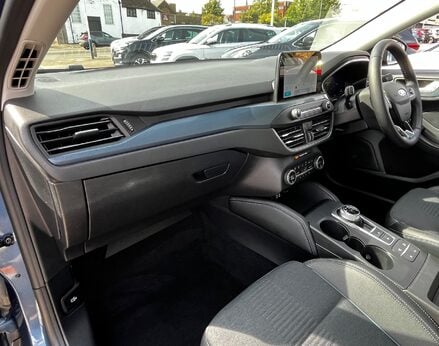 Ford Focus Active X Estate 17