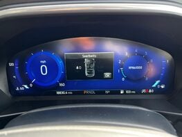 Ford Focus Active X Estate 21