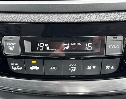 Honda CR-V I-VTEC SE PLUS NAVI 46