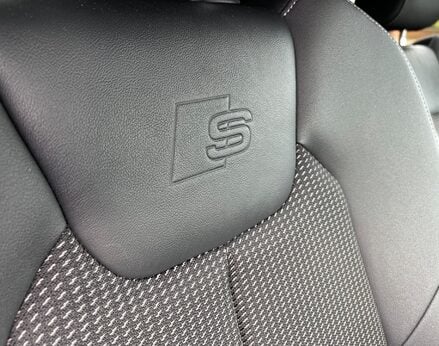Audi A1 SPORTBACK TFSI S LINE BLACK EDITION 66