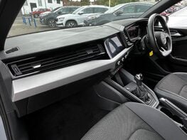 Audi A1 SPORTBACK TFSI S LINE BLACK EDITION 17