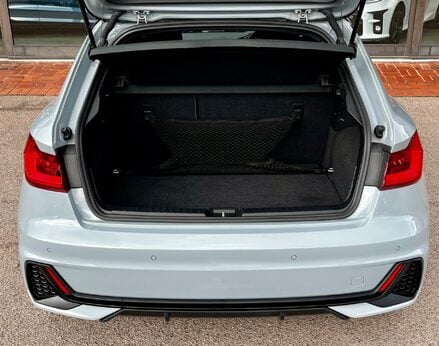 Audi A1 SPORTBACK TFSI S LINE BLACK EDITION 63