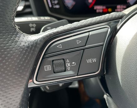 Audi A1 SPORTBACK TFSI S LINE BLACK EDITION 49