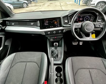 Audi A1 SPORTBACK TFSI S LINE BLACK EDITION 2