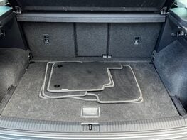 Volkswagen Tiguan SEL TSI 4MOTION DSG 84
