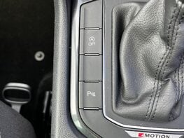 Volkswagen Tiguan SEL TSI 4MOTION DSG 64