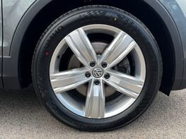 Volkswagen Tiguan SEL TSI 4MOTION DSG 16
