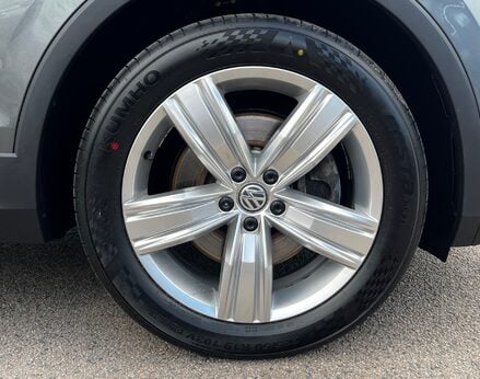 Volkswagen Tiguan SEL TSI 4MOTION DSG 16