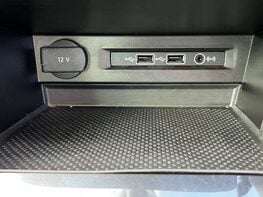 Volkswagen Tiguan SEL TSI 4MOTION DSG 62