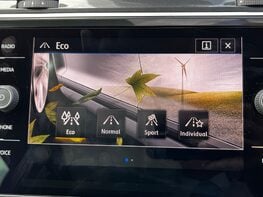 Volkswagen Tiguan SEL TSI 4MOTION DSG 51