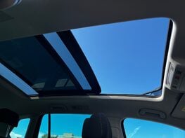 Volkswagen Tiguan SEL TSI 4MOTION DSG 89