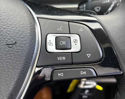 Volkswagen Tiguan SEL TSI 4MOTION DSG 70