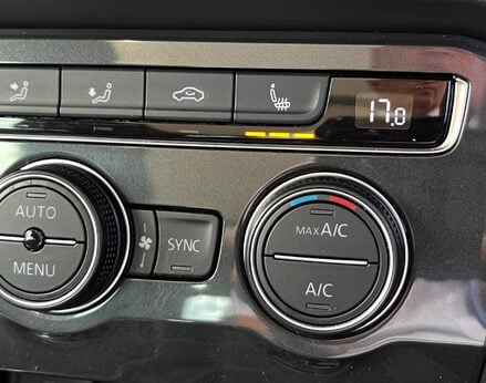 Volkswagen Tiguan SEL TSI 4MOTION DSG 61