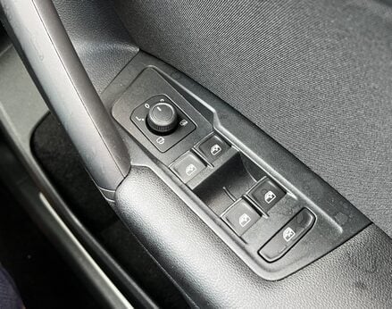 Volkswagen Tiguan SEL TSI 4MOTION DSG 77