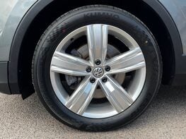 Volkswagen Tiguan SEL TSI 4MOTION DSG 13