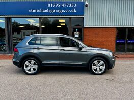 Volkswagen Tiguan SEL TSI 4MOTION DSG 10