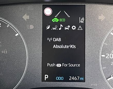 Toyota Yaris ICON FHEV 27