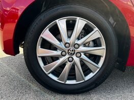 Toyota Yaris ICON FHEV 15