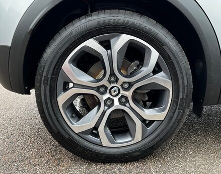 Renault Captur TECHNO E-TECH 15