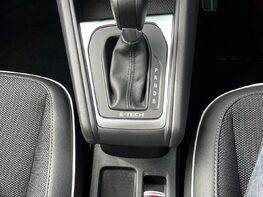 Renault Captur TECHNO E-TECH 54