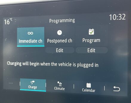 Renault Captur TECHNO E-TECH 44