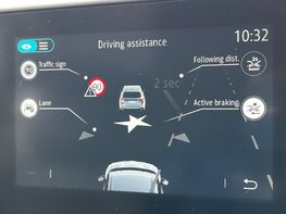 Renault Captur TECHNO E-TECH 42