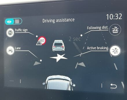 Renault Captur TECHNO E-TECH 42