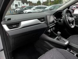 Renault Captur TECHNO E-TECH 17