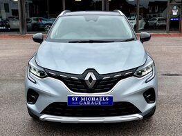 Renault Captur TECHNO E-TECH 5