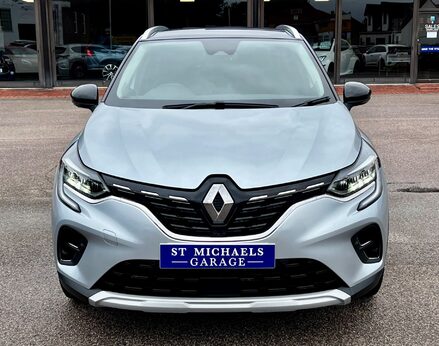 Renault Captur TECHNO E-TECH 5