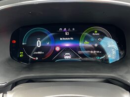 Renault Captur TECHNO E-TECH 21