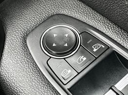 Renault Captur TECHNO E-TECH 62