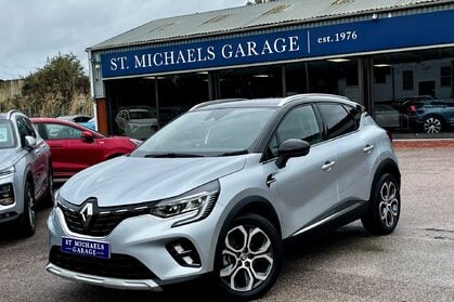 Renault Captur TECHNO E-TECH