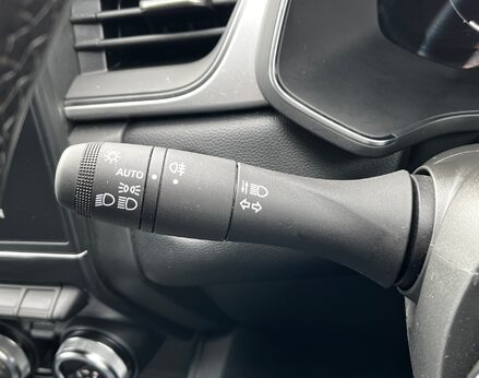 Renault Captur TECHNO E-TECH 58