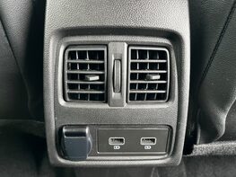 Renault Captur TECHNO E-TECH 67