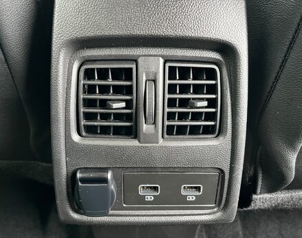 Renault Captur TECHNO E-TECH 67