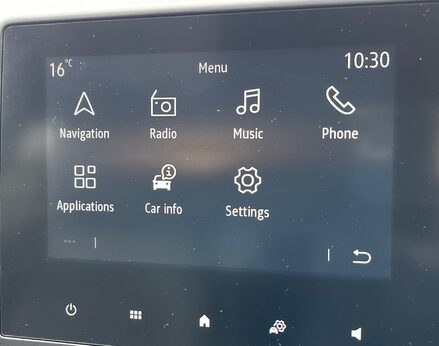 Renault Captur TECHNO E-TECH 32