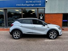 Renault Captur TECHNO E-TECH 10