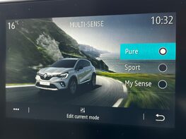 Renault Captur TECHNO E-TECH 30