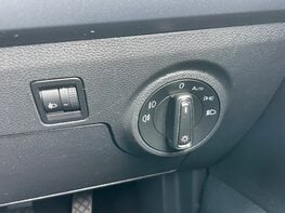 SEAT Arona TSI SE TECHNOLOGY DSG 53