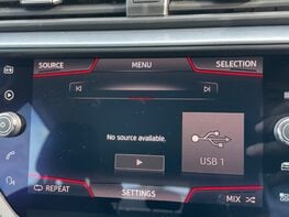 SEAT Arona TSI SE TECHNOLOGY DSG 34