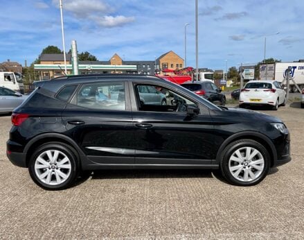 SEAT Arona TSI SE TECHNOLOGY DSG 10