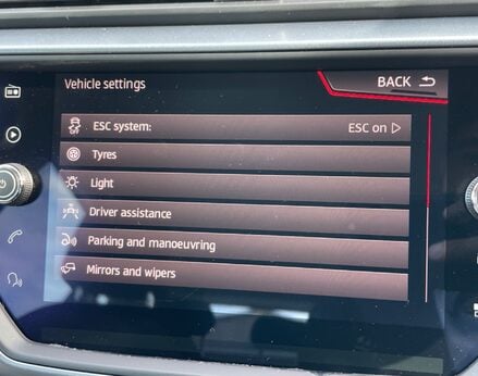 SEAT Arona TSI SE TECHNOLOGY DSG 38