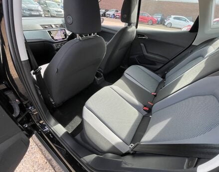 SEAT Arona TSI SE TECHNOLOGY DSG 59