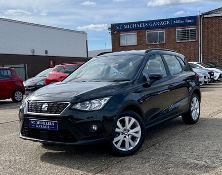 SEAT Arona TSI SE TECHNOLOGY DSG 1