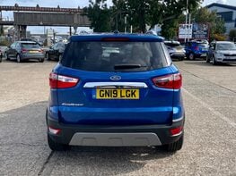 Ford Ecosport TITANIUM 6