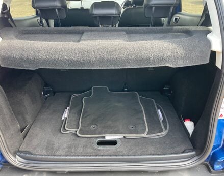 Ford Ecosport TITANIUM 64