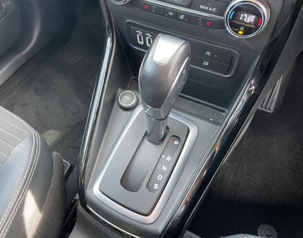 Ford Ecosport TITANIUM 48