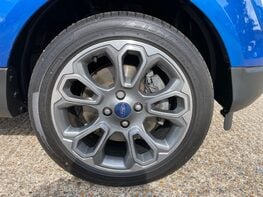 Ford Ecosport TITANIUM 13
